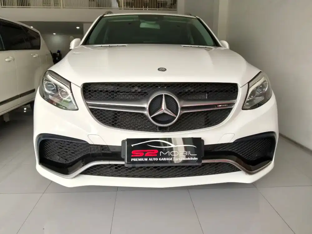 MERCY GLE400 AT 2017 PUTIH