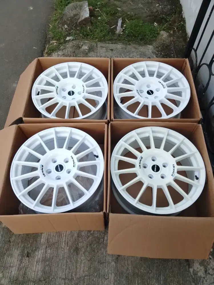 Jual velg enkei rct r18