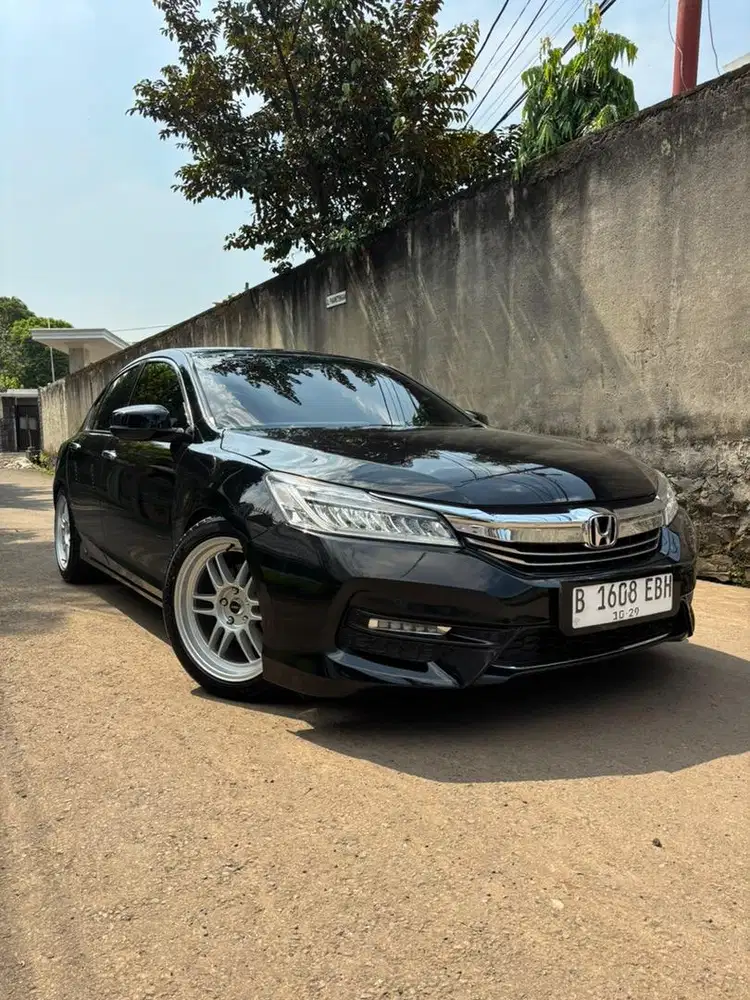 [CASH] Low Km Honda Accord VTi-L 2017 Murah Dan Bergaransi