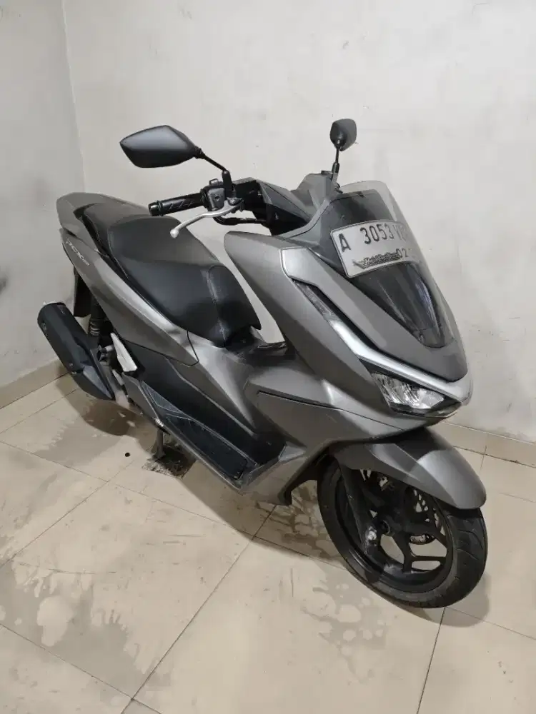 Di jual honda PCX 160 cbs tahun 2024