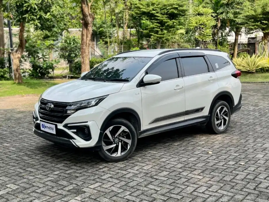 TOYOTA RUSH 1.5 S GR SPORT MATIC 2022