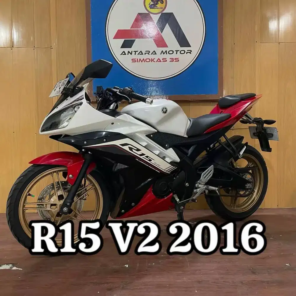 [FORE SALE] YAMAHA R15 V2 2016 ISTIMEWA KM LOW ORISINIL GRESS BOS KU