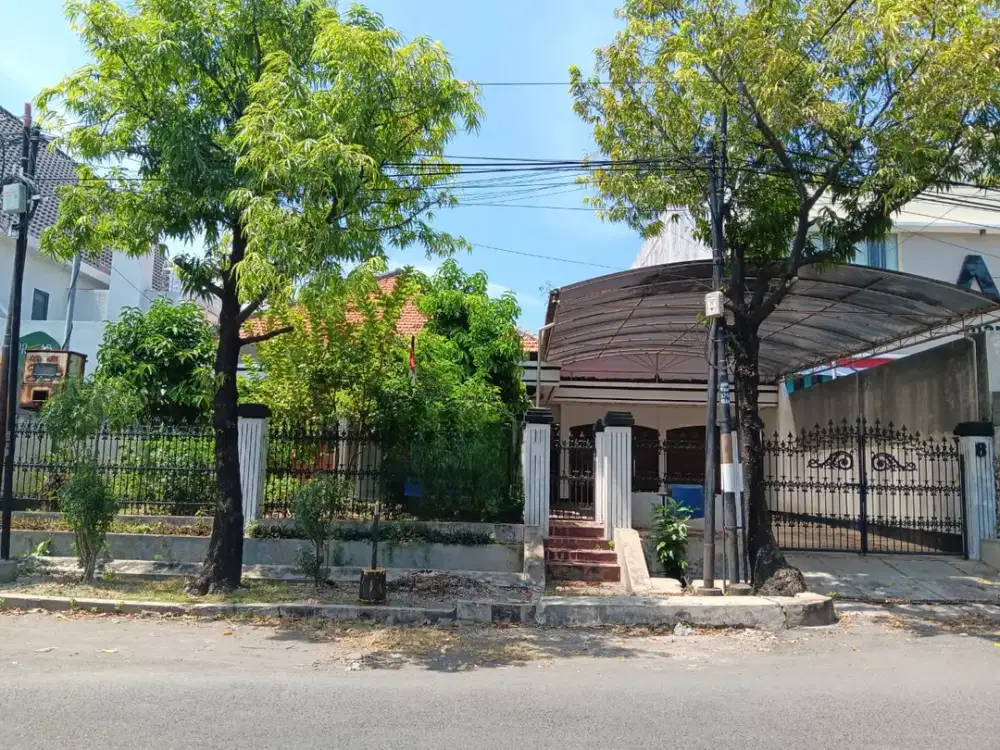 Rumah Komersial Jalan Opak