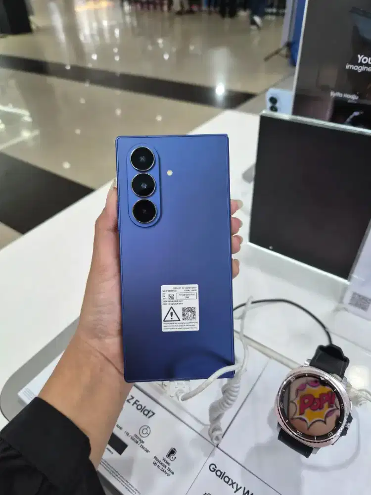 SAMSUNG GALAXY Z FOLD 7 BISA CICILAN DAN TUKAR TAMBAH