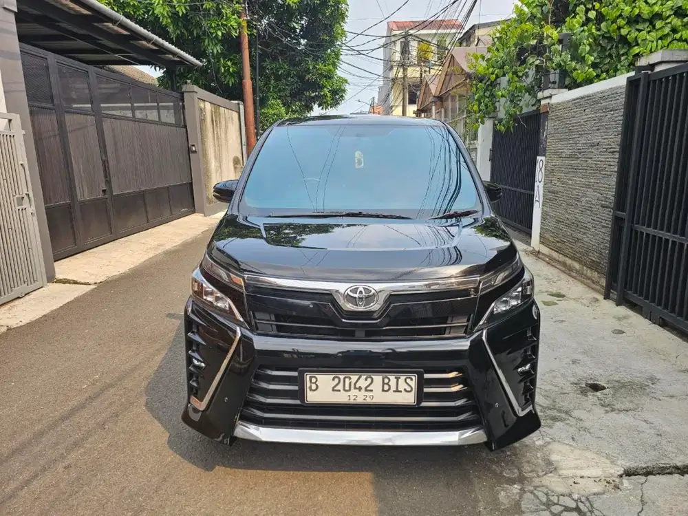 TDP TERMURAH 5 JT TOYOTA VOXY 2.0 AT 2019 KONDISI ISTIMEWA SIAP PAKAI