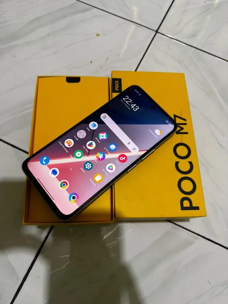 Poco M7 batre badak ram 8g rom 256gb normal mulus lengkap