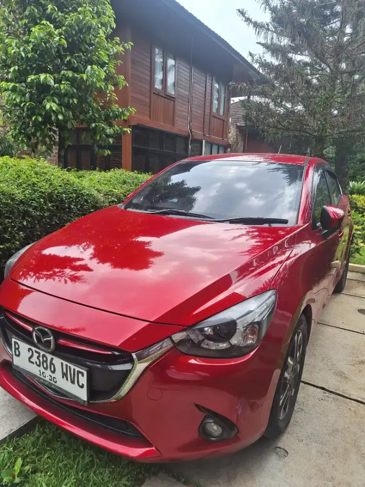 Mazda 2 Hatchback 2015 Soul Red