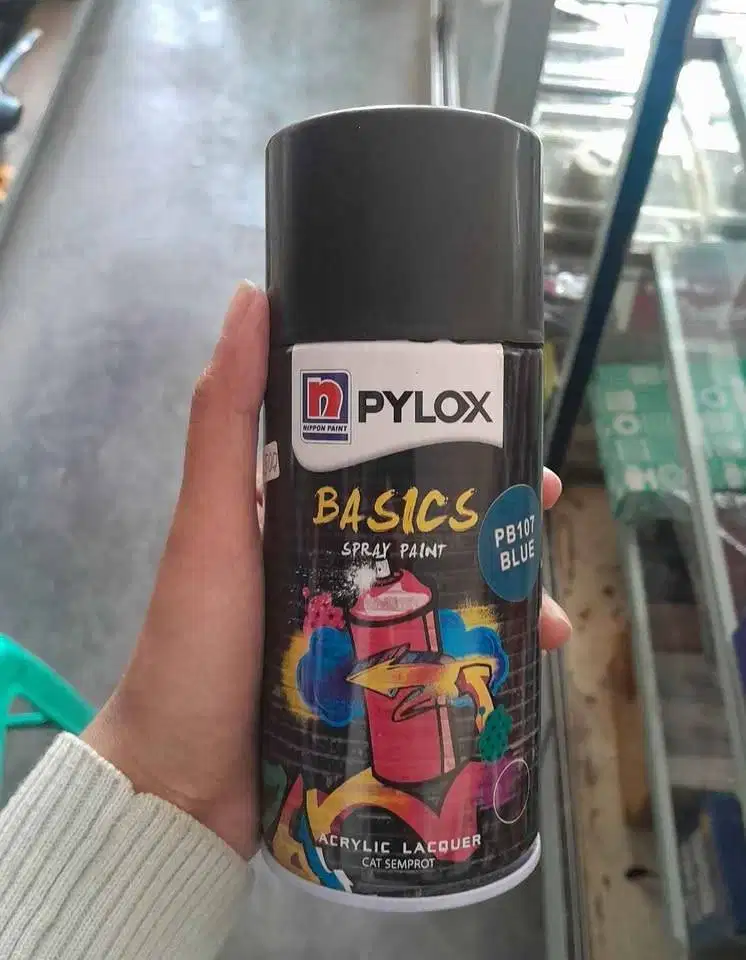 Pylox Basics Spray Paint (nippon paint)