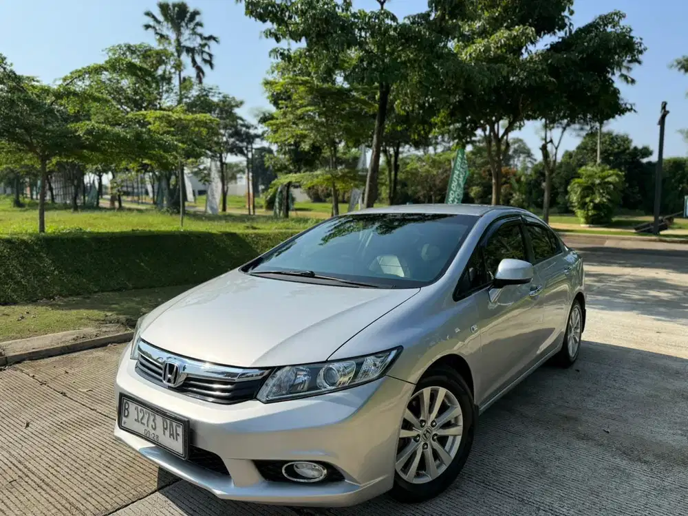 Honda Civic 1.8 Automatic 2013