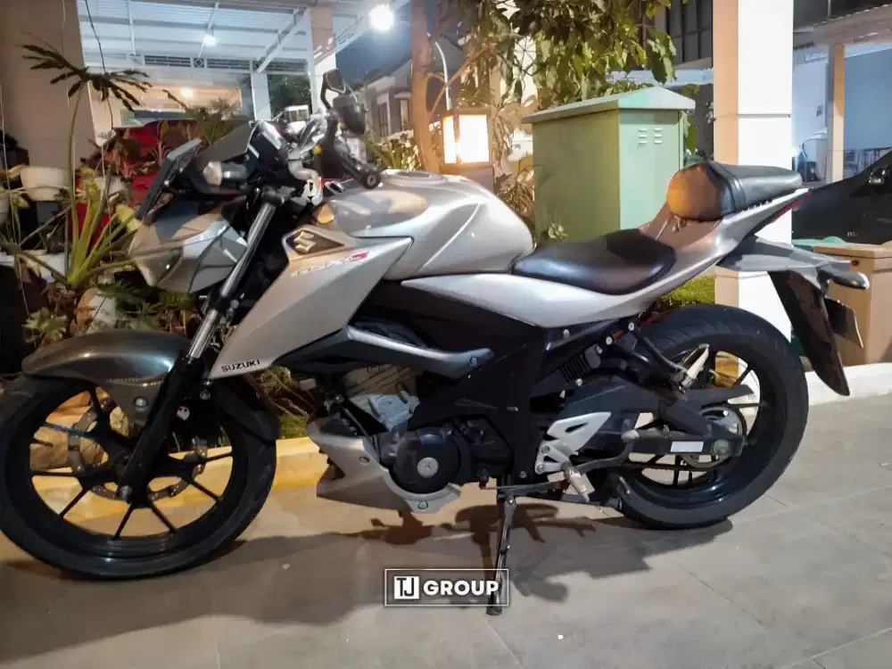 FOR SALE!!! SUZUKI GSX S150 2017