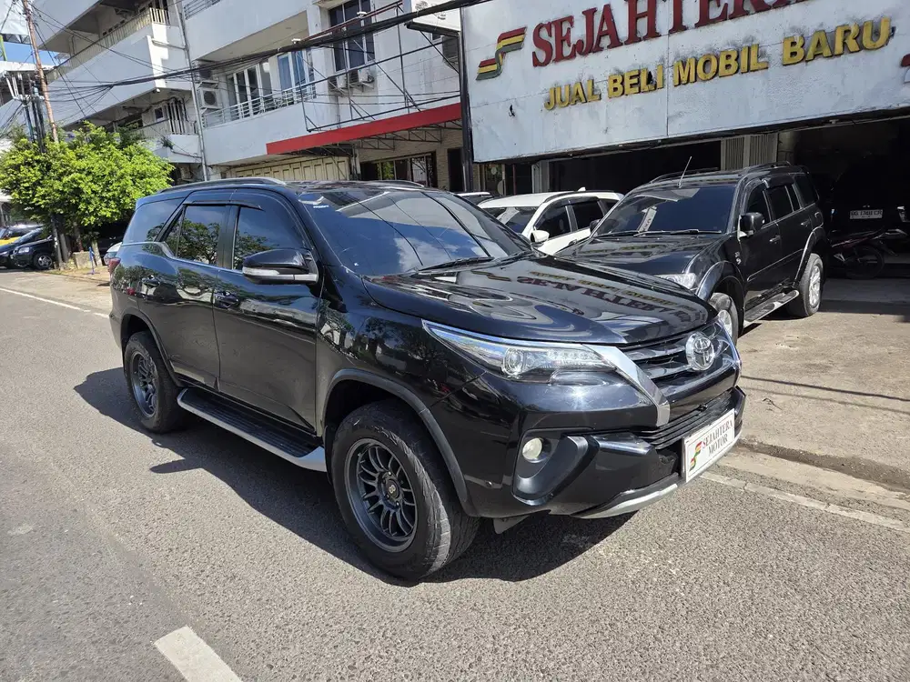 Toyota Fortuner VRZ 2.4 4x2 AT 2016/2017 BG TGN1 SIAP PAKAI
