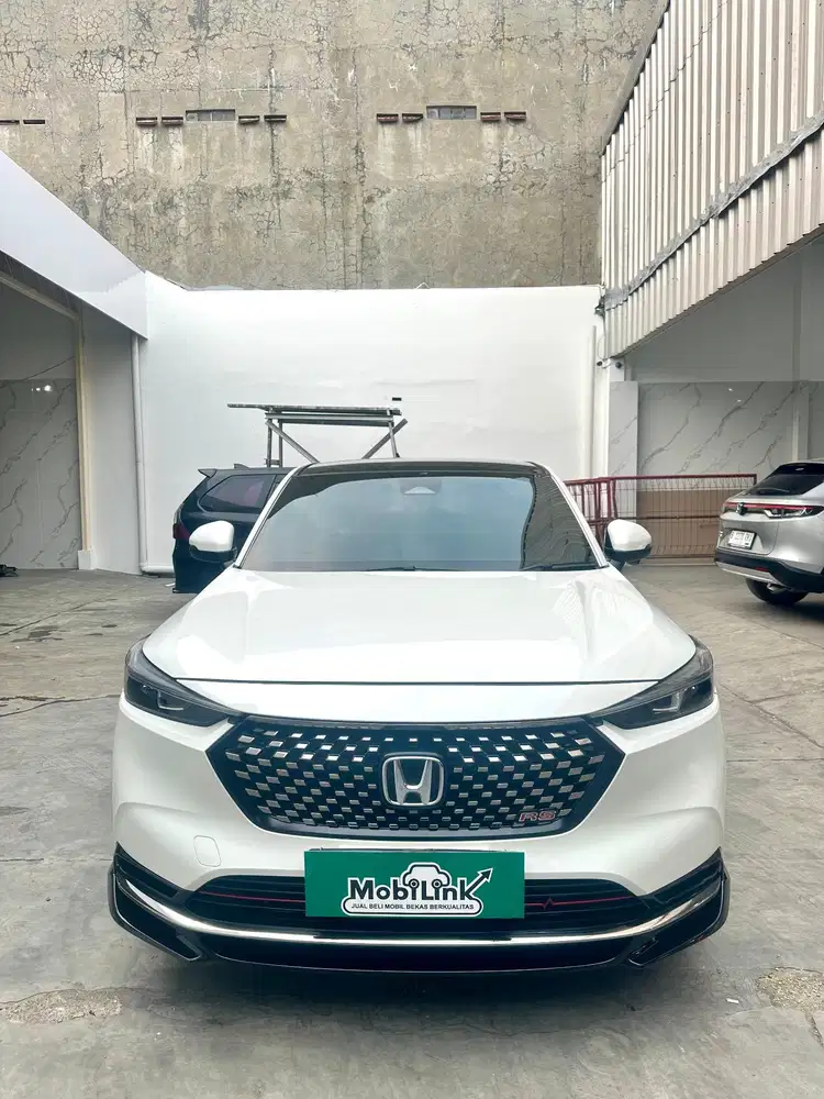 WOW TERMURAH TDP 1JT,HONDA NEW HRV 1.5 RS SENSING AT TAHUN 2023
