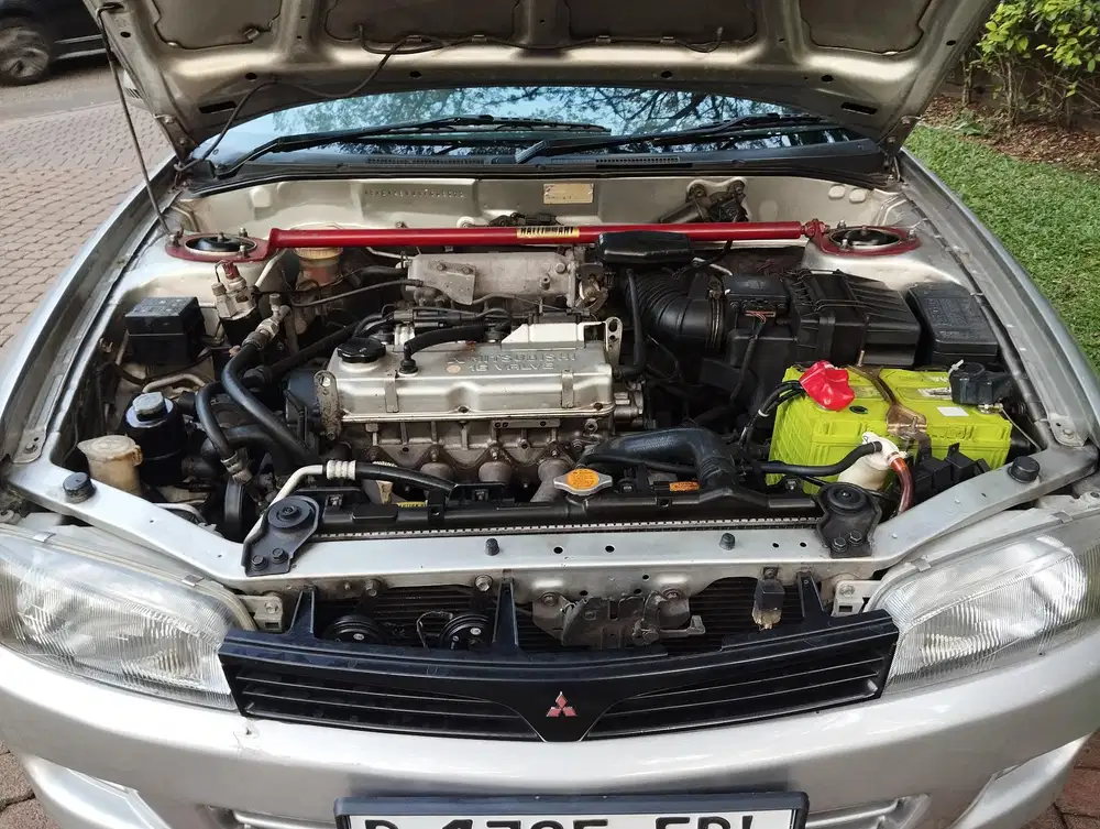 Mitsubishi Lancer 2001 Bensin