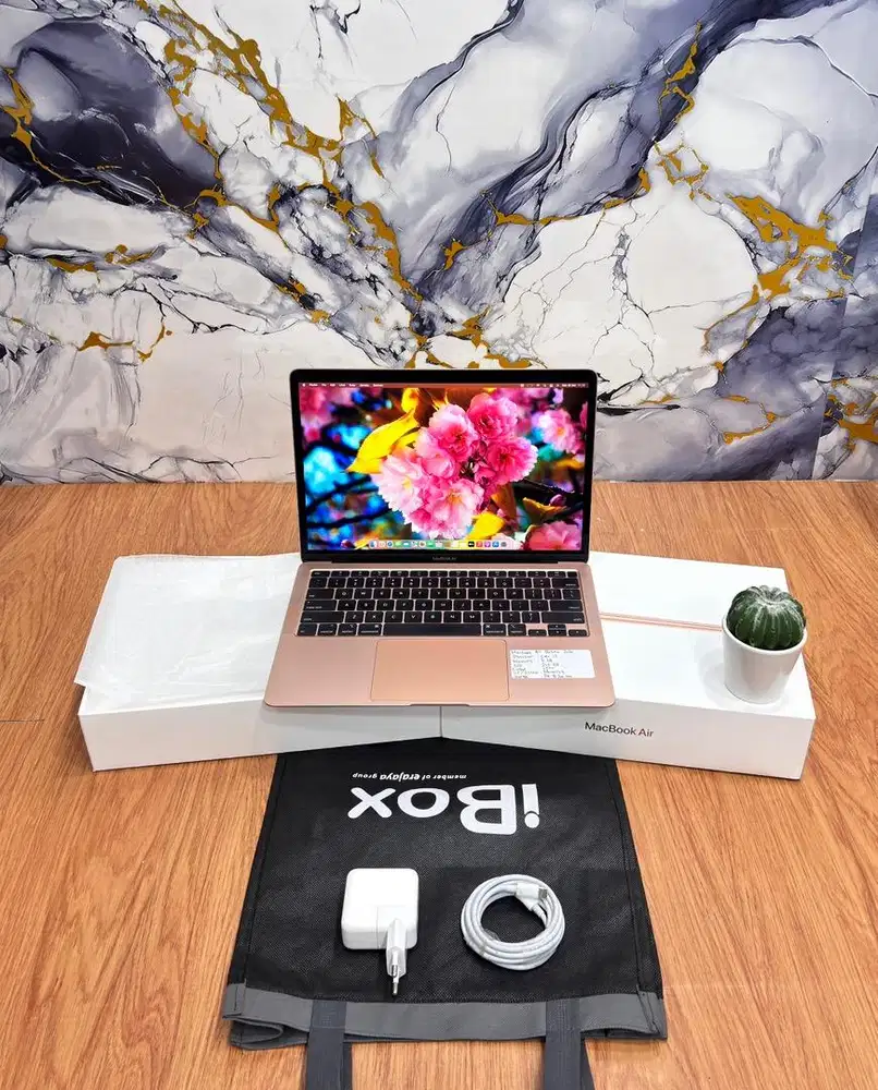 MacBook air 13 2020 Best seller