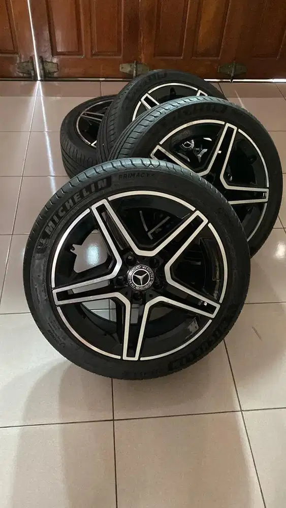 Jual cepat velg plus ban mercy R18