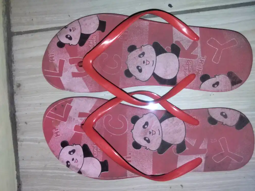 Sandal jepit ya
