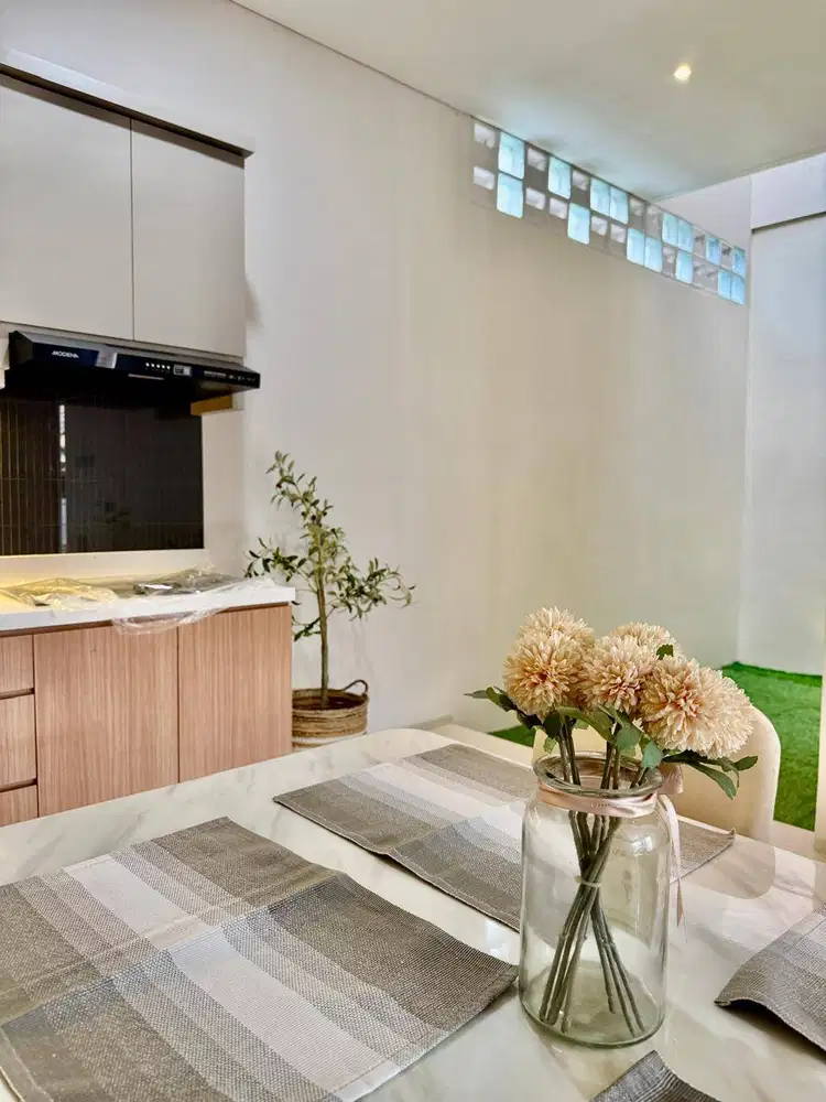 Jual Rumah Baru Cantik Siap Huni semifurnish dekat Tol lokasi di BSD