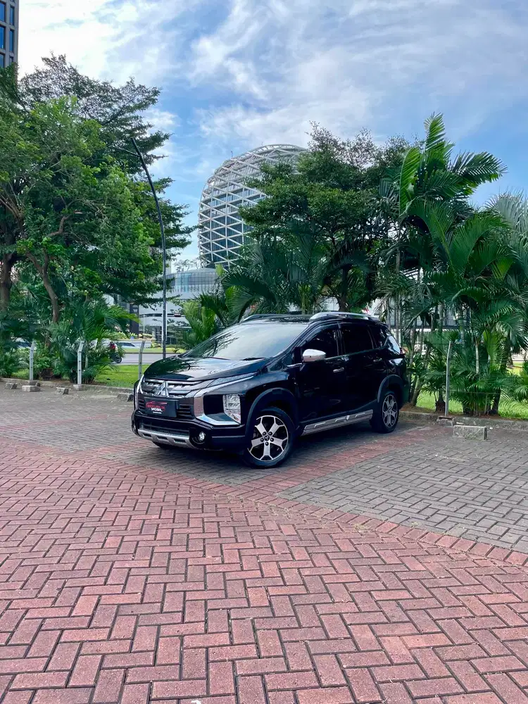 Mitsubishi Xpander Cross 1.5 AT 2020 mobil keluarga irit