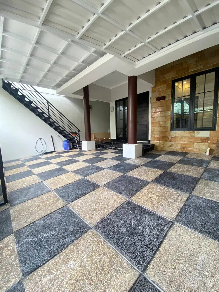 Jual Rumah Baru 2 lantai bagus semifurnish dekat tol dan stasiun BSD