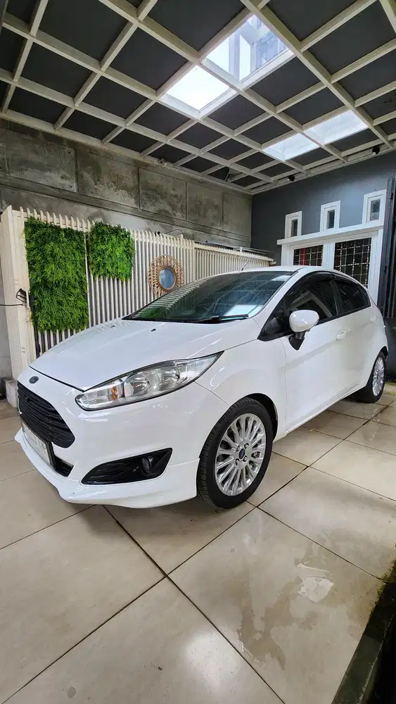 Ford Fiesta 2014 Bensin