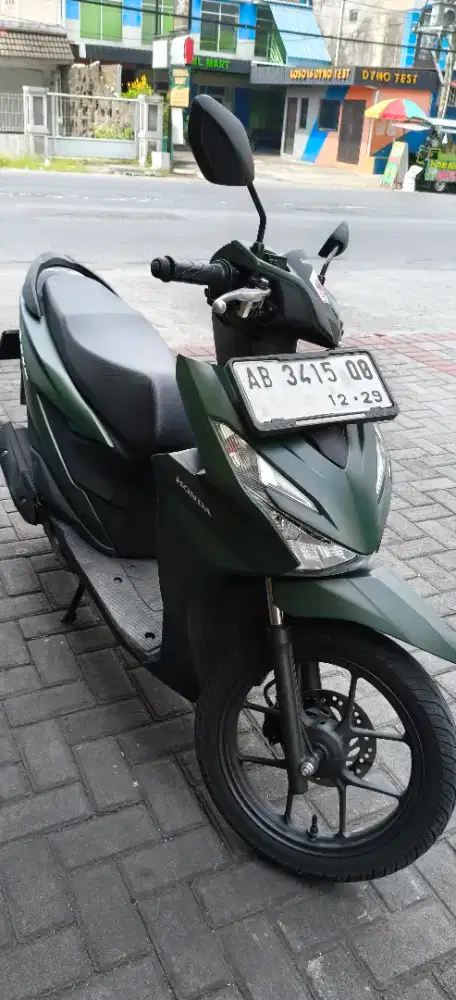 Beat Deluxe ISS Keyless Tertinggi