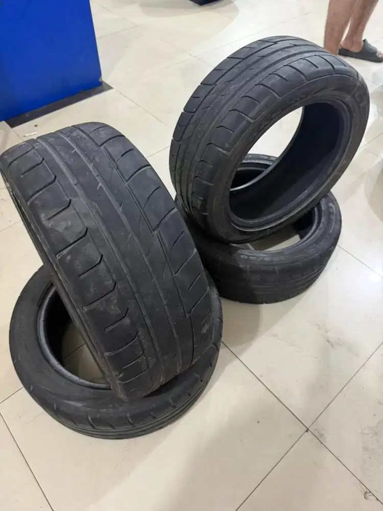 Ban champiro sx2 r15 195/50