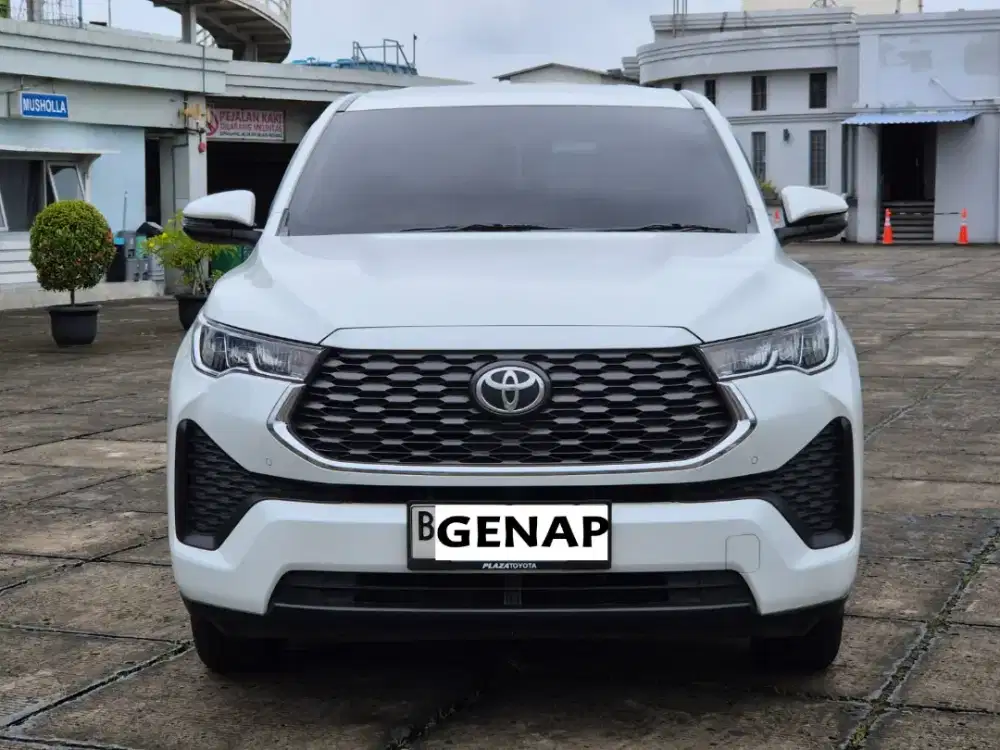 (DP cm 35jt) Km 30rban Innova Zenix V 2.0  AT 2022 Tgn1 ISTIMEWA