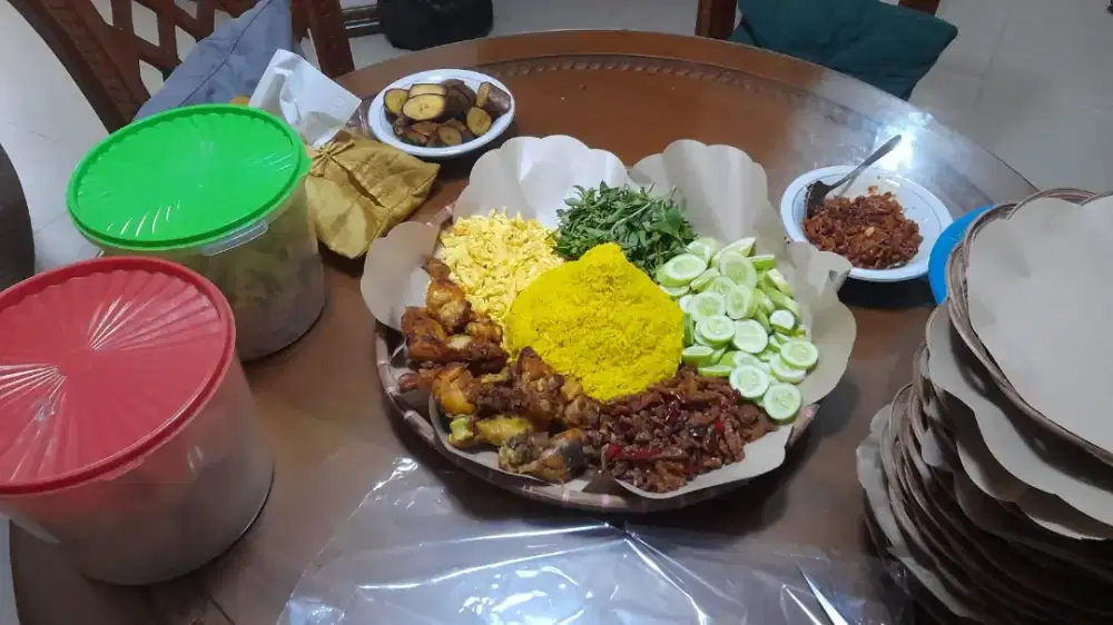 Dibutuhkan orang yang siap kerja dan mampu kerja rumah tangga