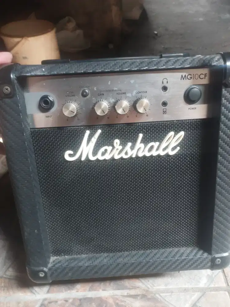 Amplifer gitar marshall