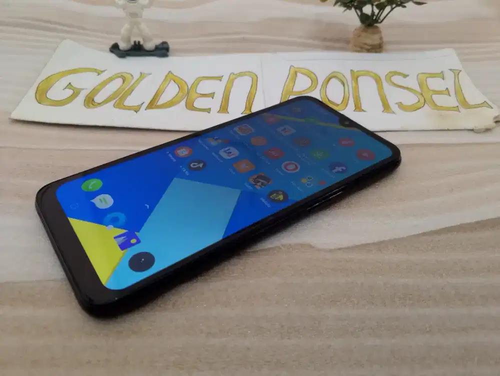 Realme C2 ORI.mulus.32Gb/Ram2Gb.Golden Ponsel