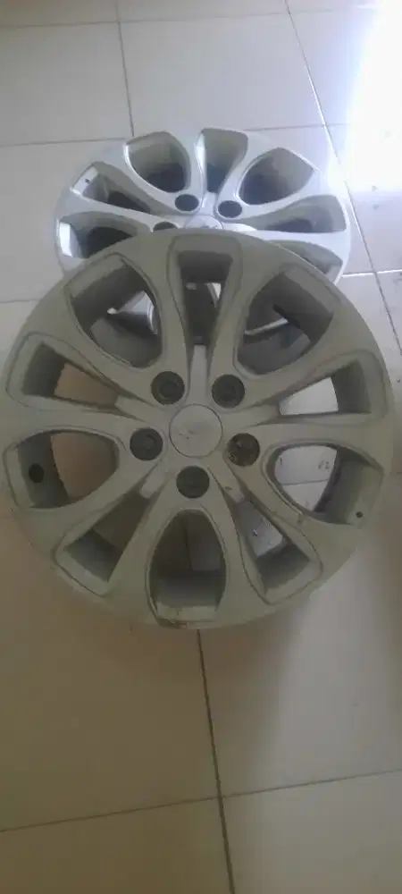 Velg Daihatsu terios R.16 ori 2.5jt nego