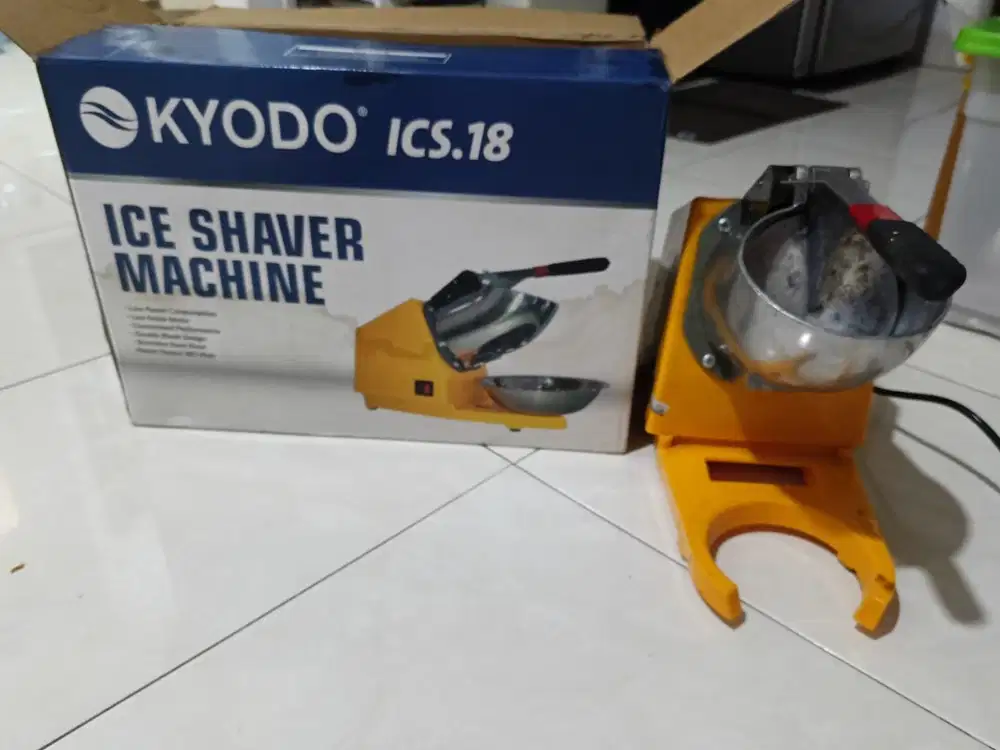 Mesin serut es batu kyodo ICS 18