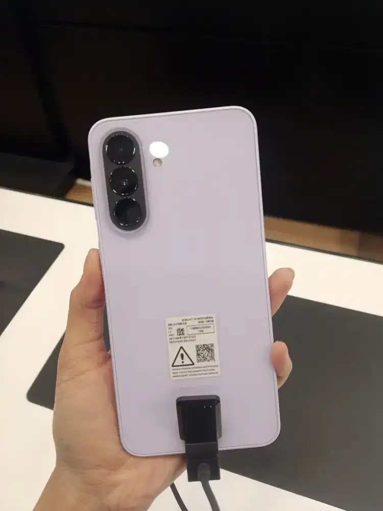 BELI HANDPHONE SEHARGA 6 JTAAN BISA DAPET MOTOR SEHARGA 50 JT WAHHH