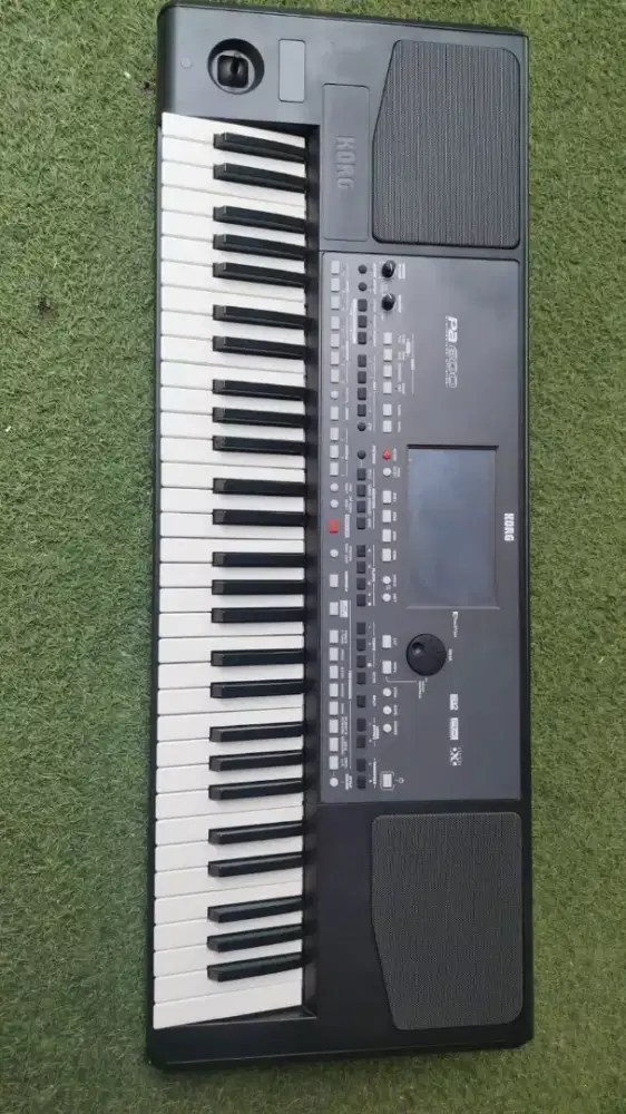 KORG pa700 bekas