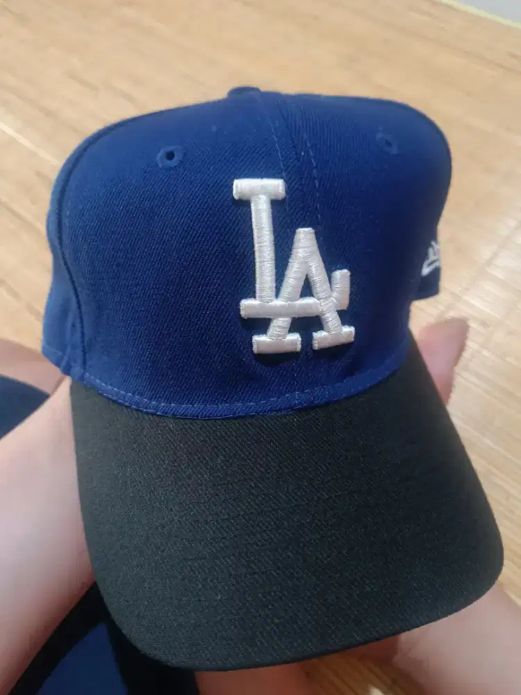 Topi new era 59 fifty original bahan wol like new