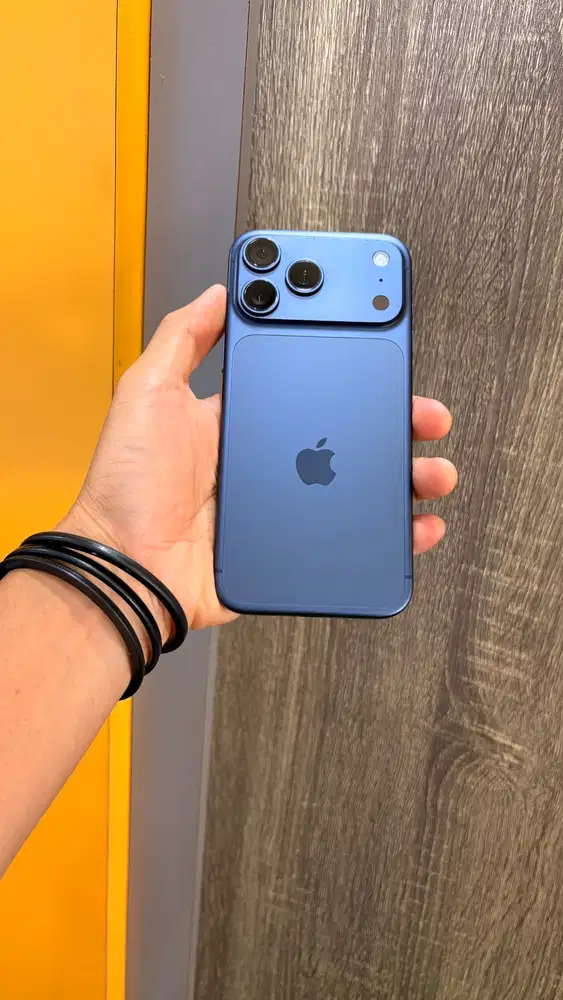 iPhone 17 Pro Max 256 Gb Deep Blue iBox