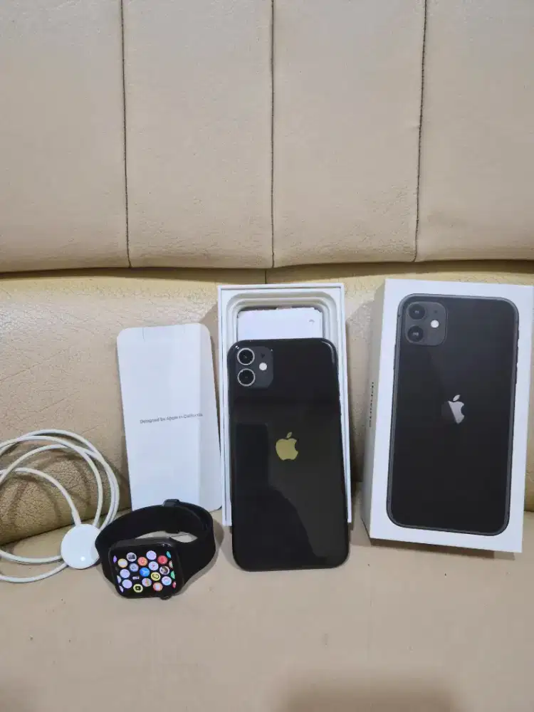 [Bundling]Apple iPhone 11 64gb Inter (2020)+Apple iWatch 6 44mm (2021)