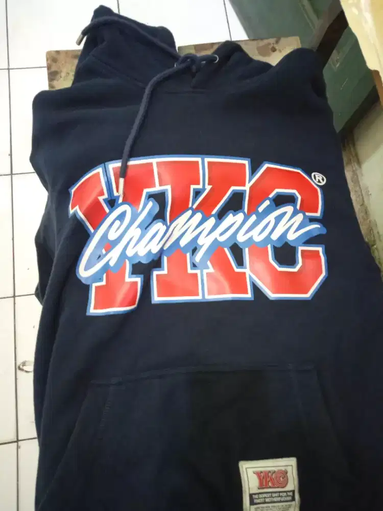 Hoodie YKC Size L luar