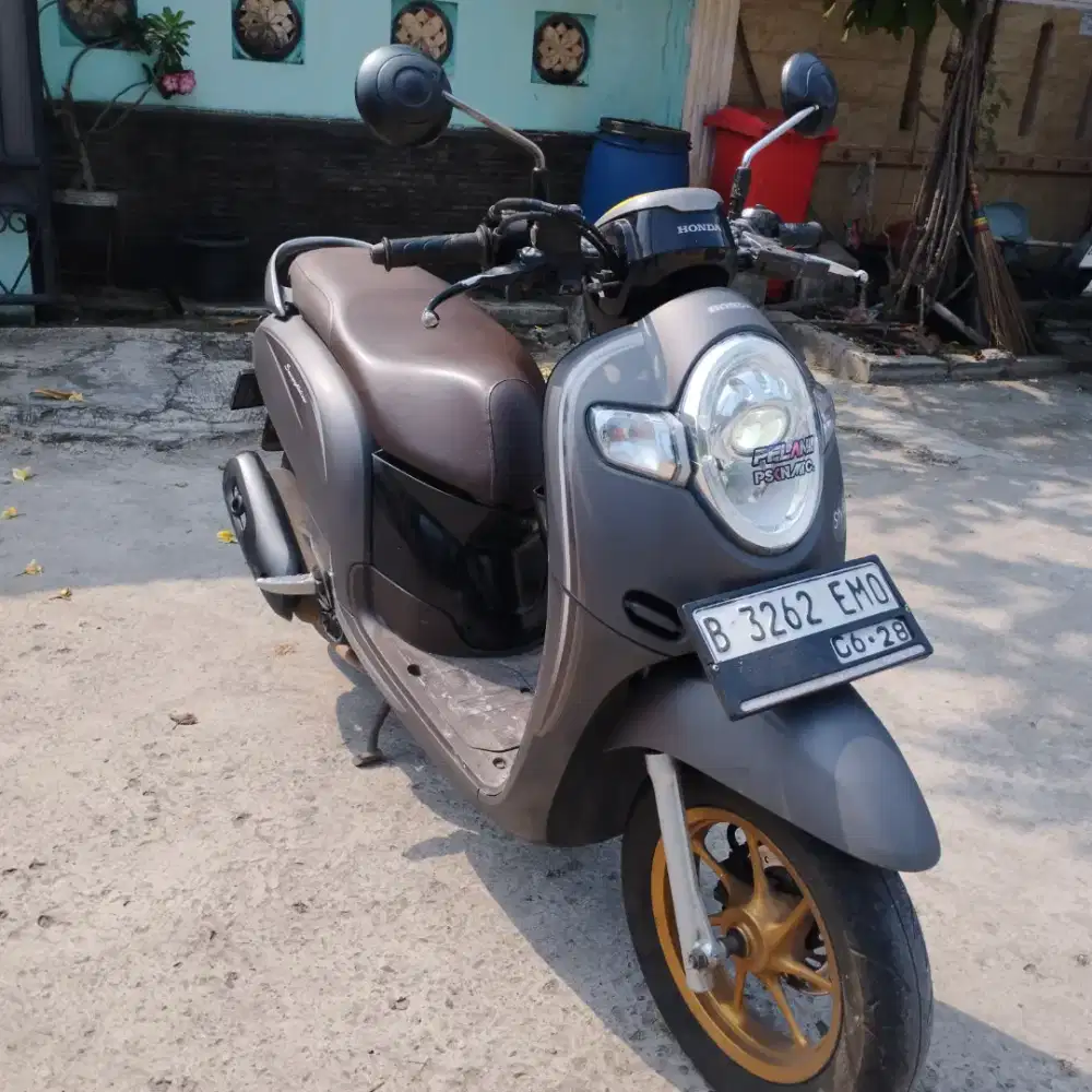 Dijual honda scoopy thn tahun 2018