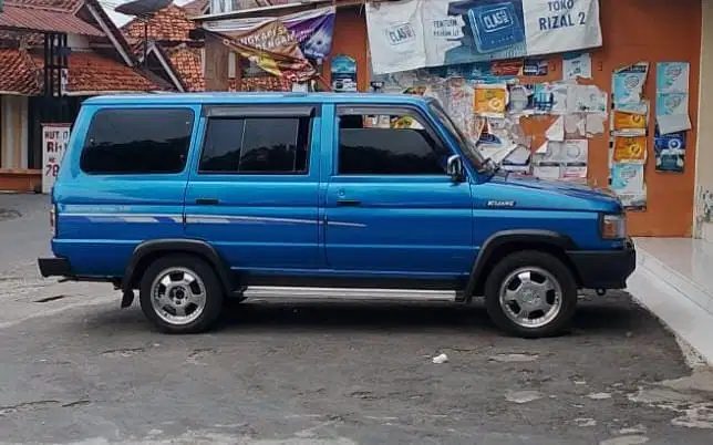Toyota Kijang 1996 Bensin