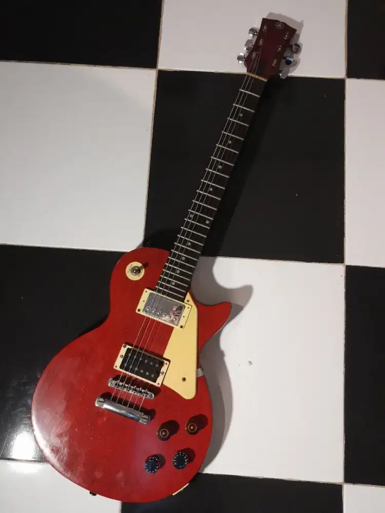 Gitar listrik bukan ori model lespaul