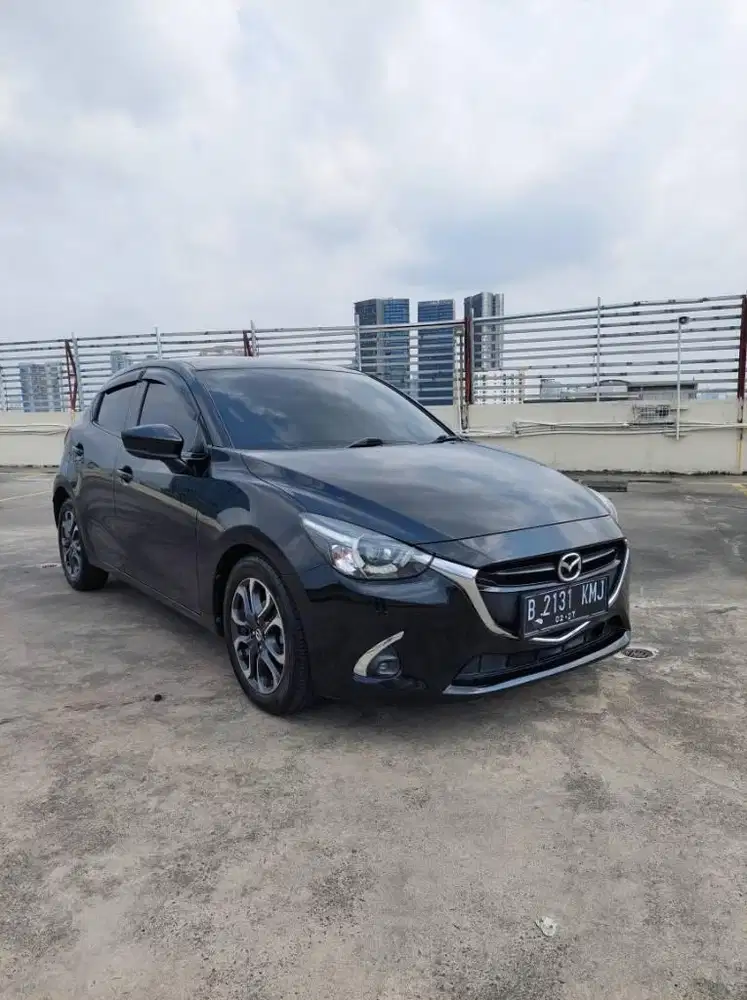 MAZDA 2 R automatic 2019 LOW MILES