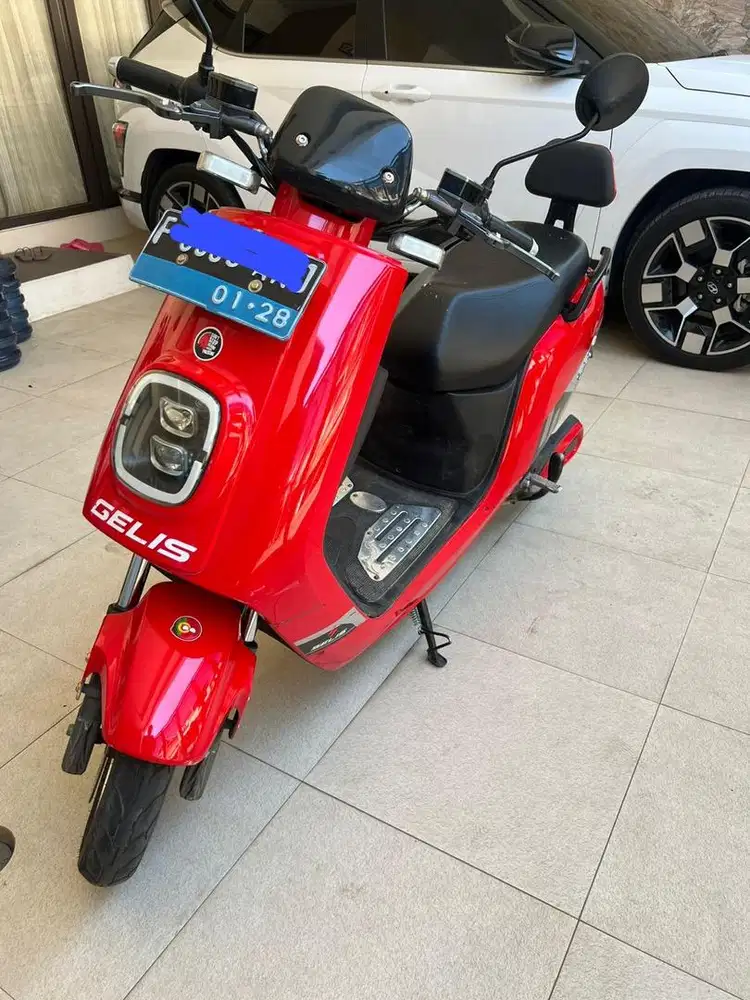 Motor Listrik Selis E-Max Surat Lengkapp