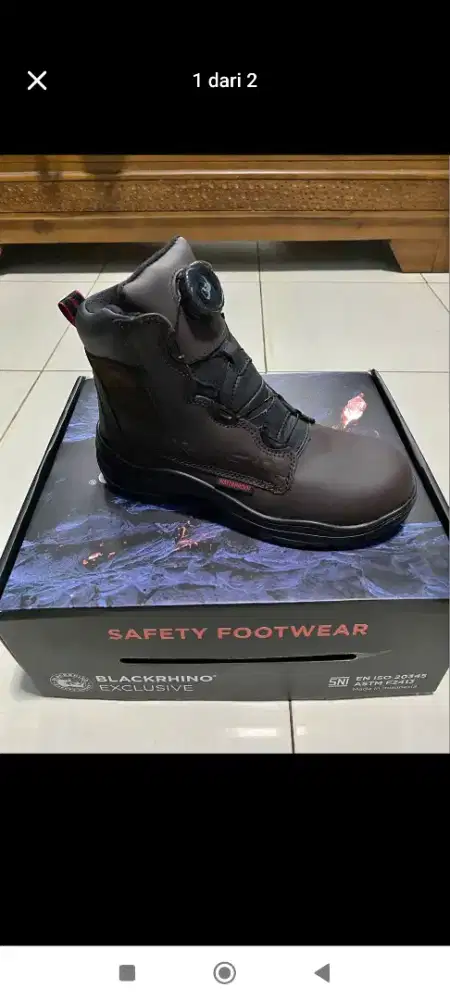 Sepatu safety pria