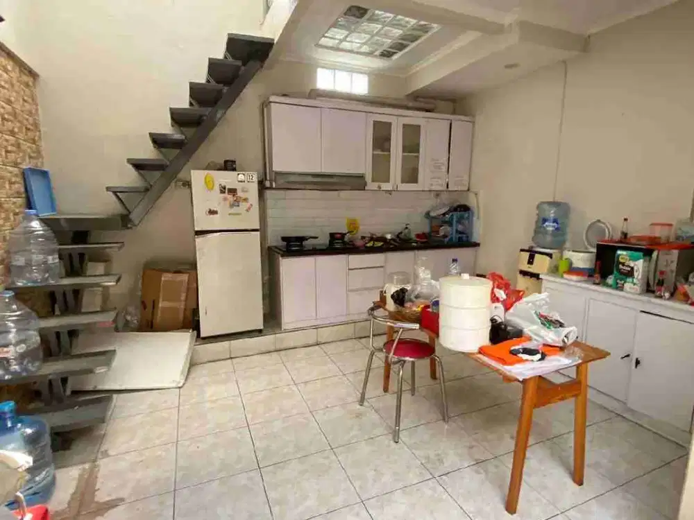 2LANTAI FURNISH SAMPING PODOMORO BUAHBATU 625JT NEGO SHM