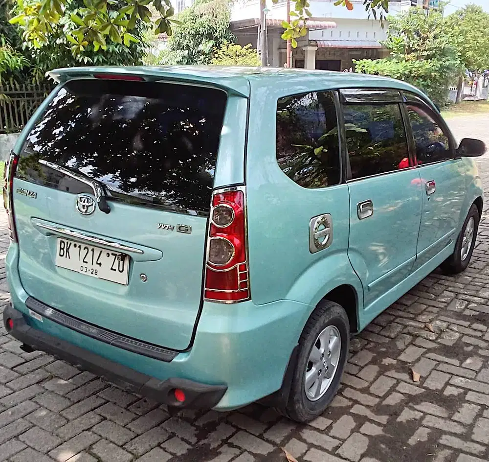 Avanza G 1.3 MT - Antik