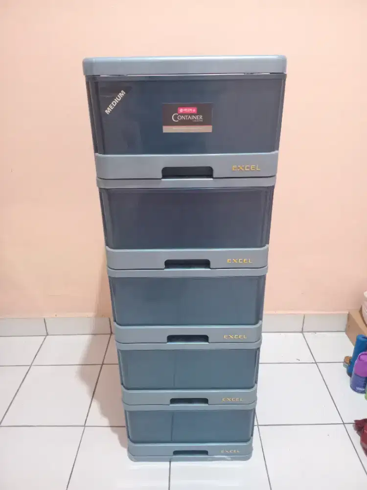 LION STAR Excel Container 5 Laci