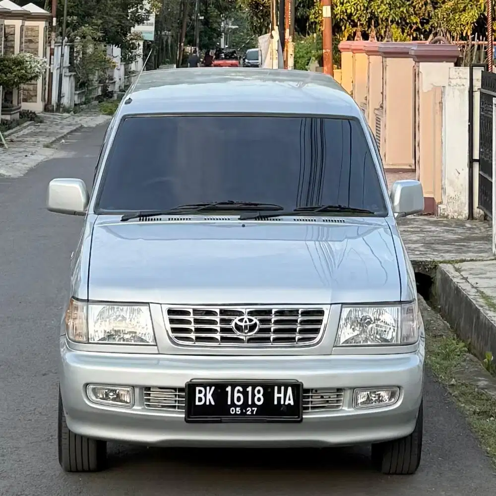 Toyota Kijang LGX 2.4 Manual D 2002