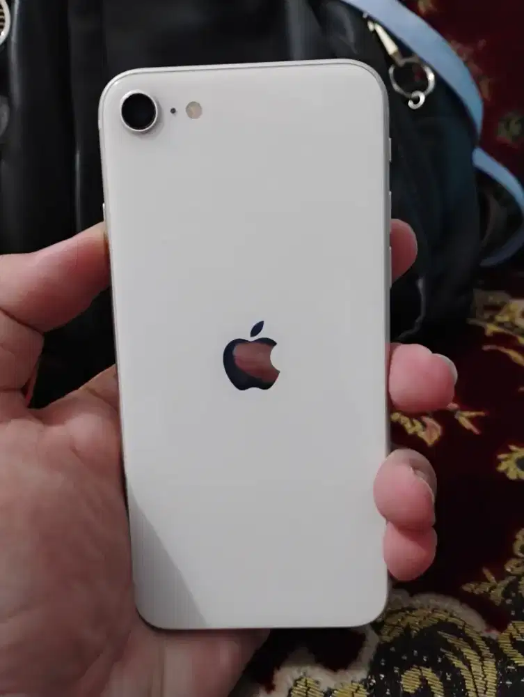 iPhone se 3 2022 ibox resmi 64gb