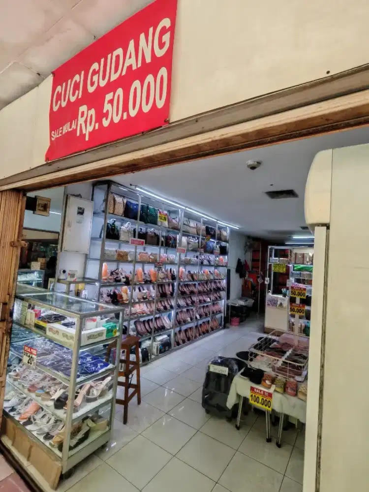 Dibutuhkan karyawati